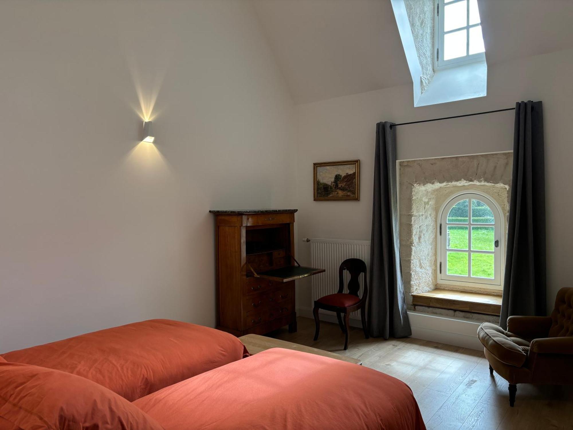 Les Communs De Chiffrevast Bed & Breakfast Tamerville Exterior photo